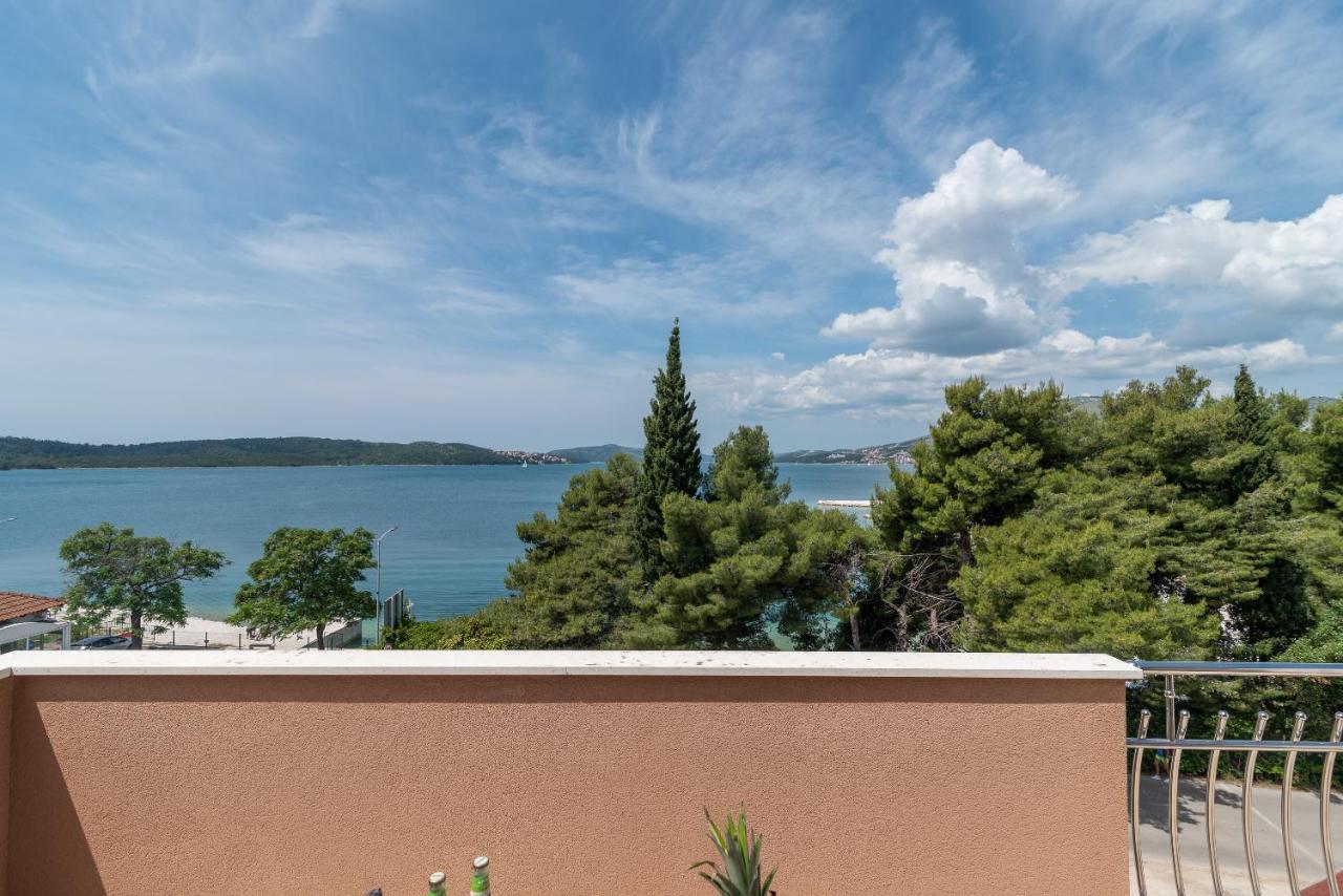Apartments Villa Magdalena โตรกีร์ ภายนอก รูปภาพ